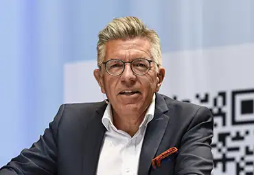 Prof. Dr. Martin Burgi